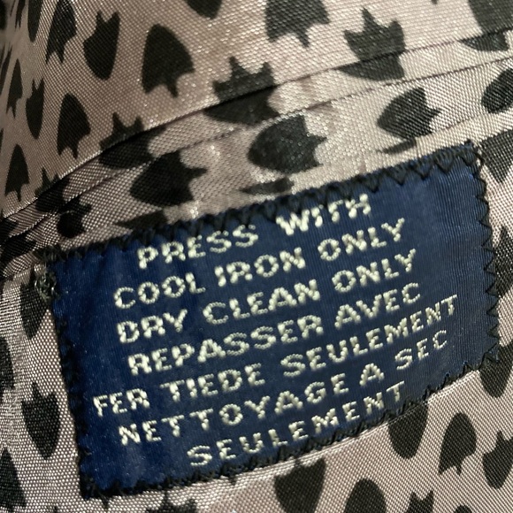 Hardy Amies Gray Sport Suit Jacket with Classic Design and Modern Fit - Picture 3 of 10